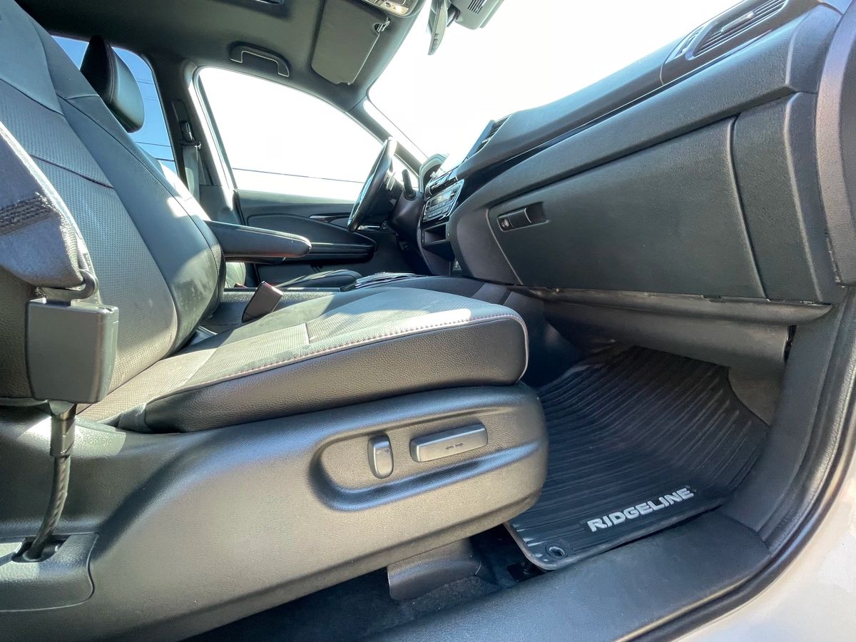 2023 Honda Ridgeline - Image 21