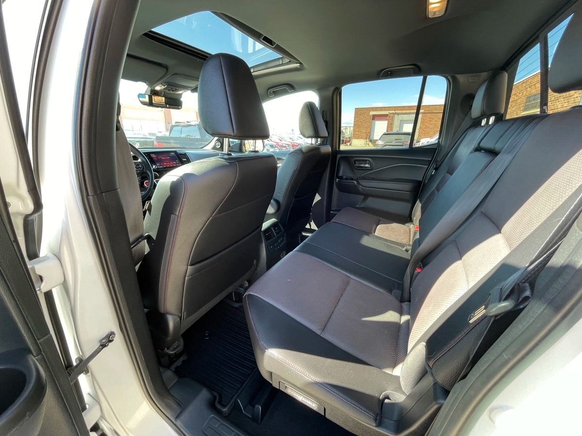 2023 Honda Ridgeline - Image 14