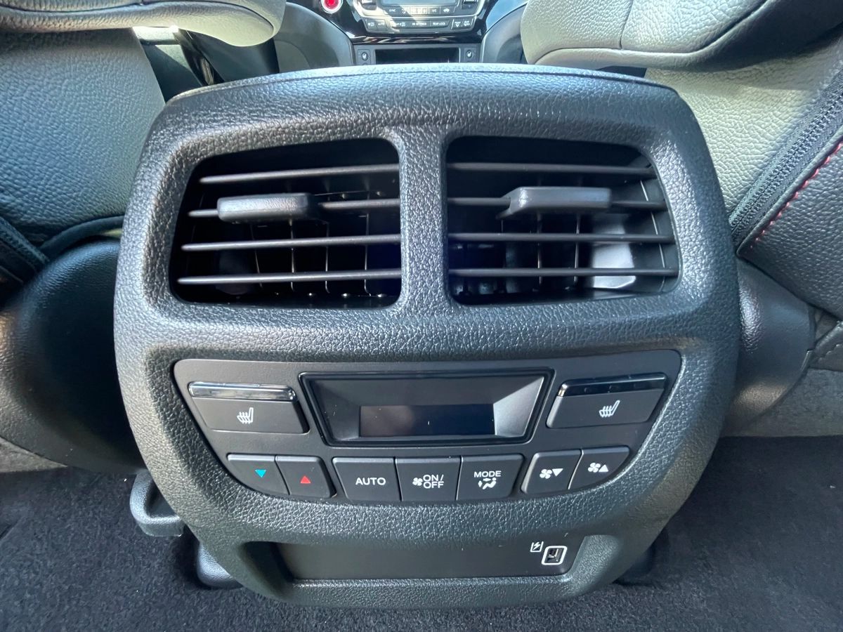 2023 Honda Ridgeline - Image 18