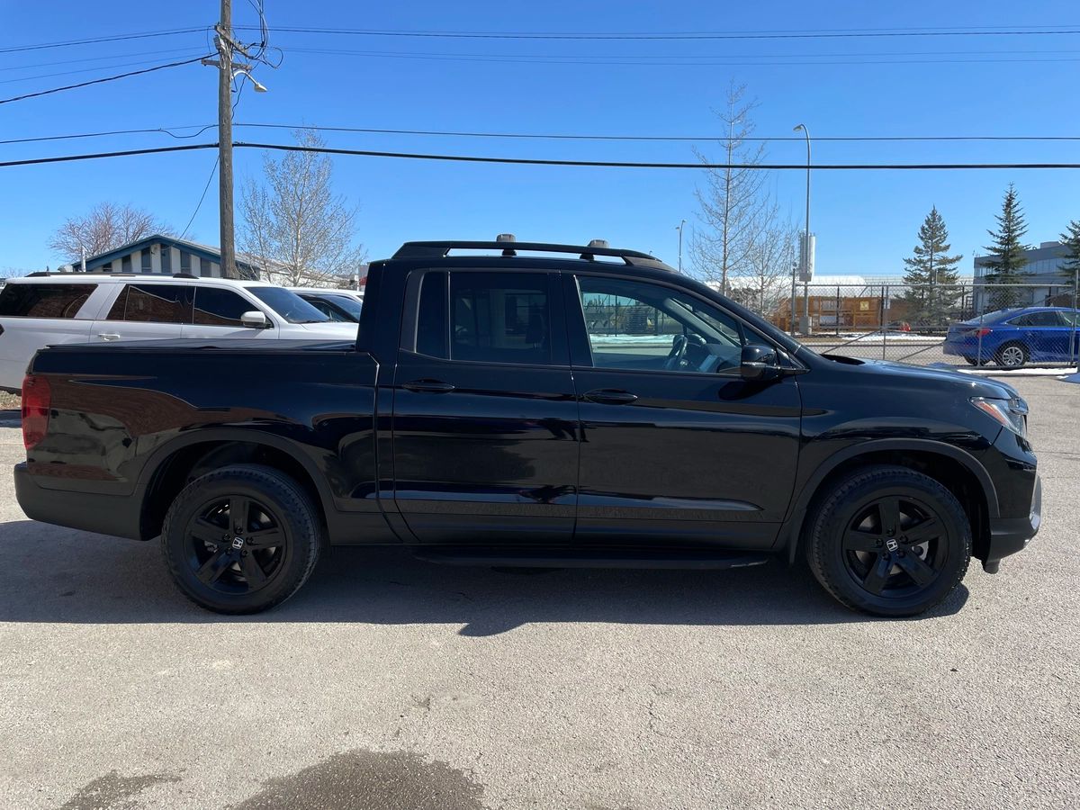 2023 Honda Ridgeline - Image 4