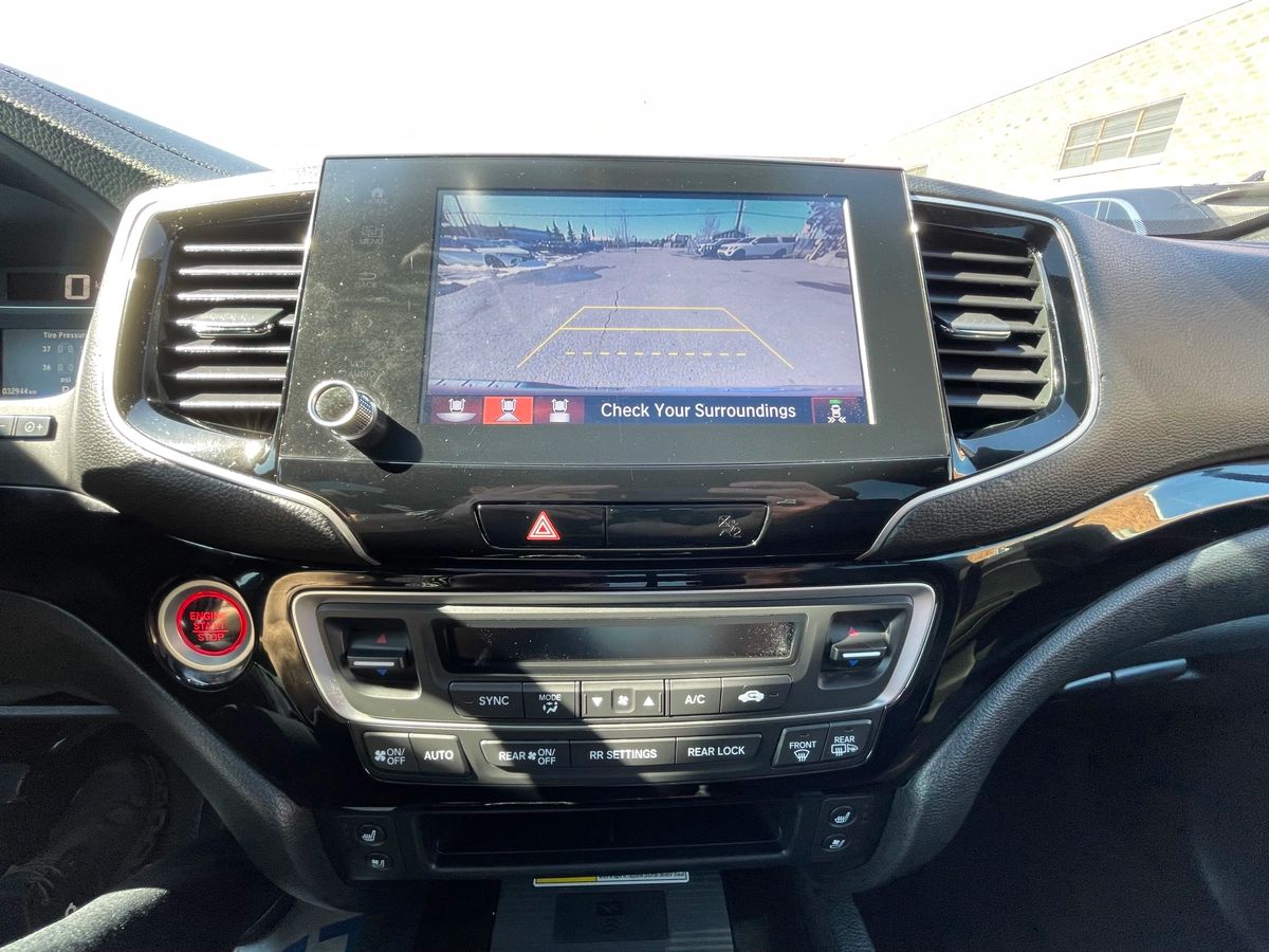 2023 Honda Ridgeline - Image 36