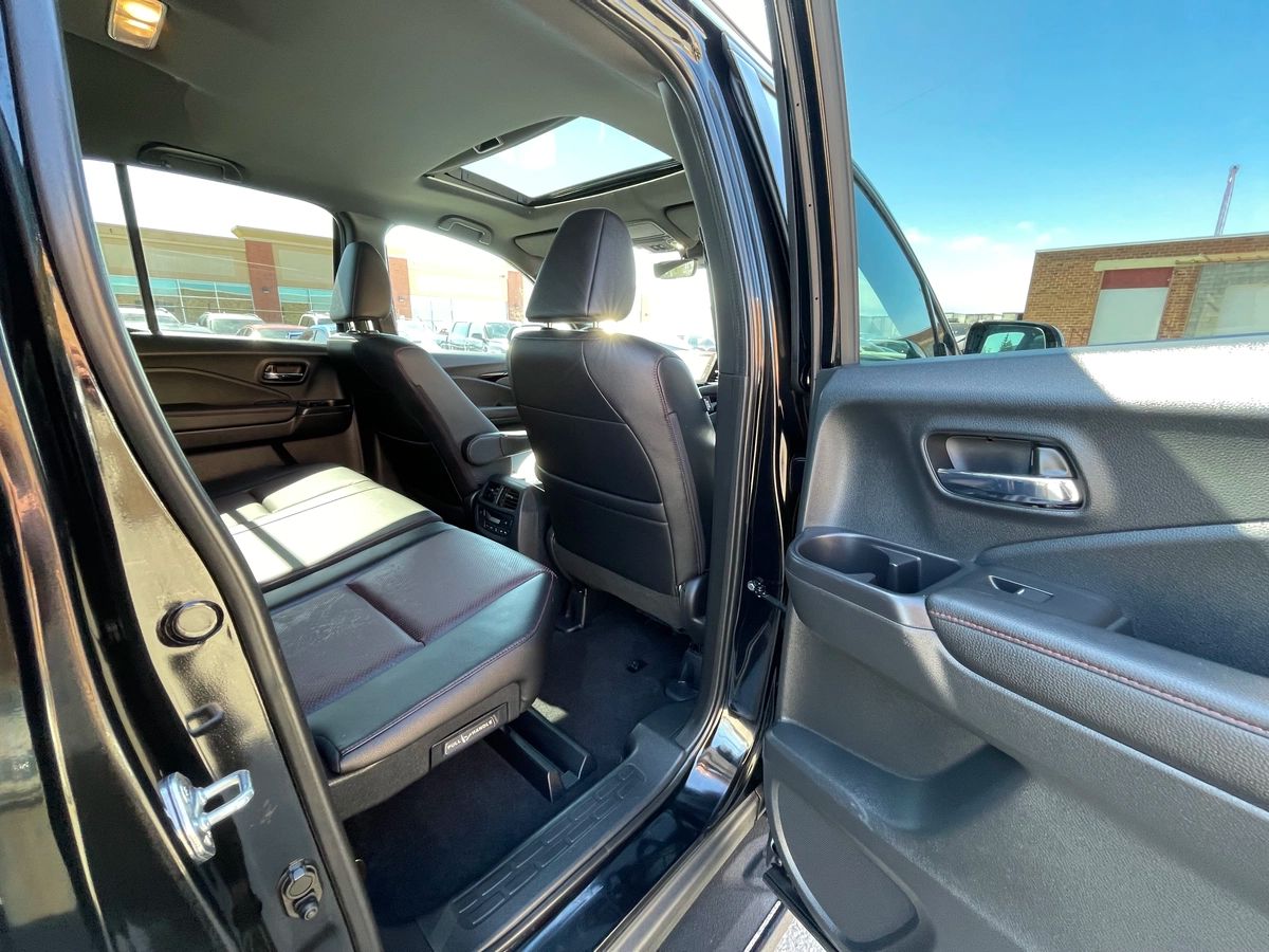 2023 Honda Ridgeline - Image 21