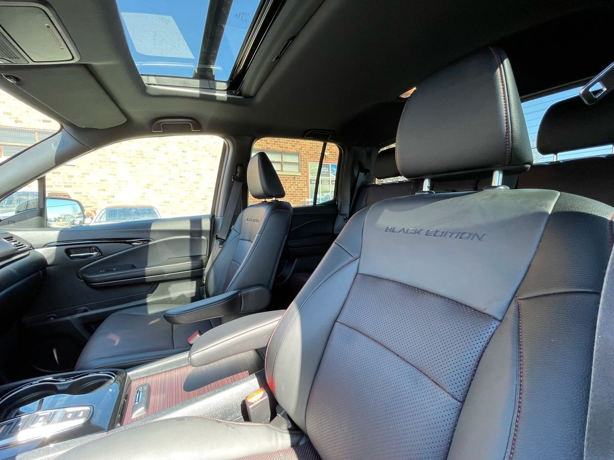 2023 Honda Ridgeline - Image 13