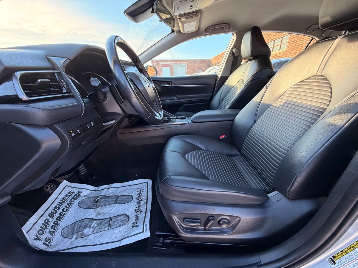 2021 Toyota Camry - Image 11