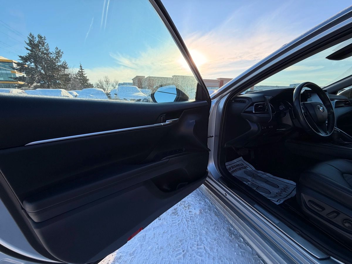 2021 Toyota Camry - Image 13