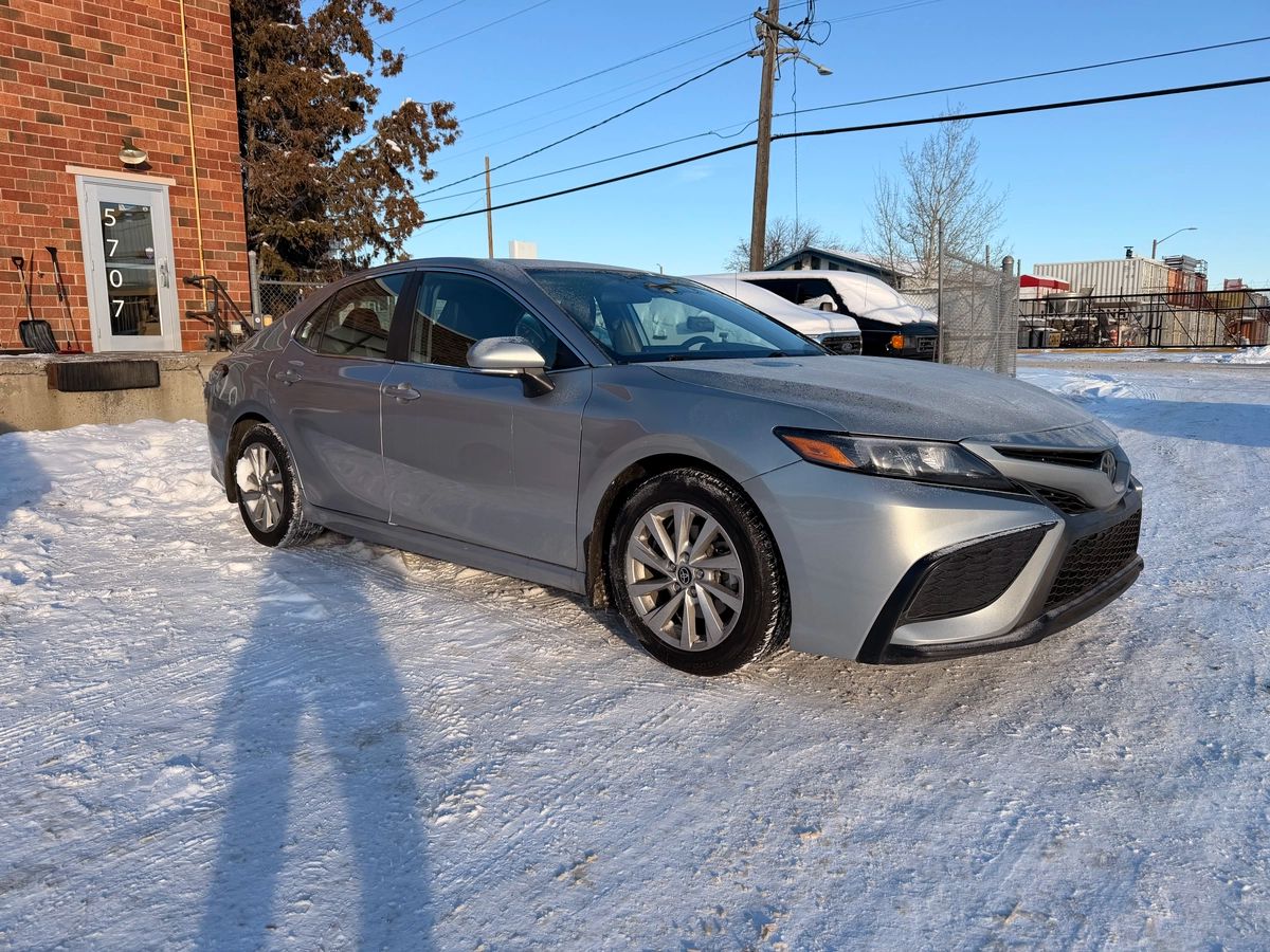 2021 Toyota Camry - Image 3