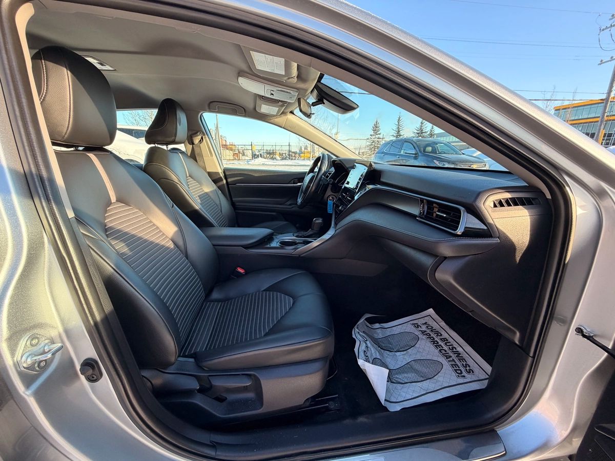 2021 Toyota Camry - Image 19