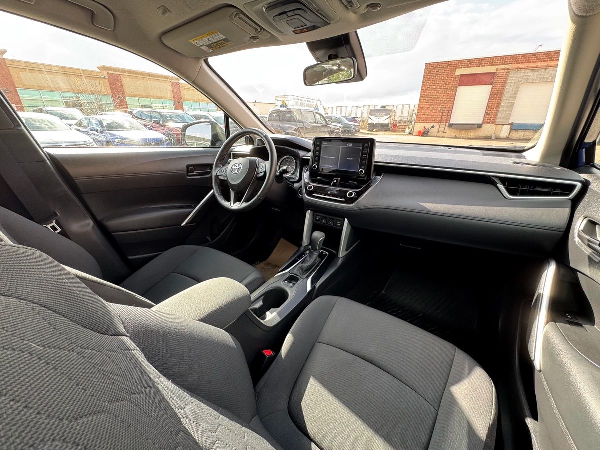 2022 Toyota Corolla Cross - Image 20