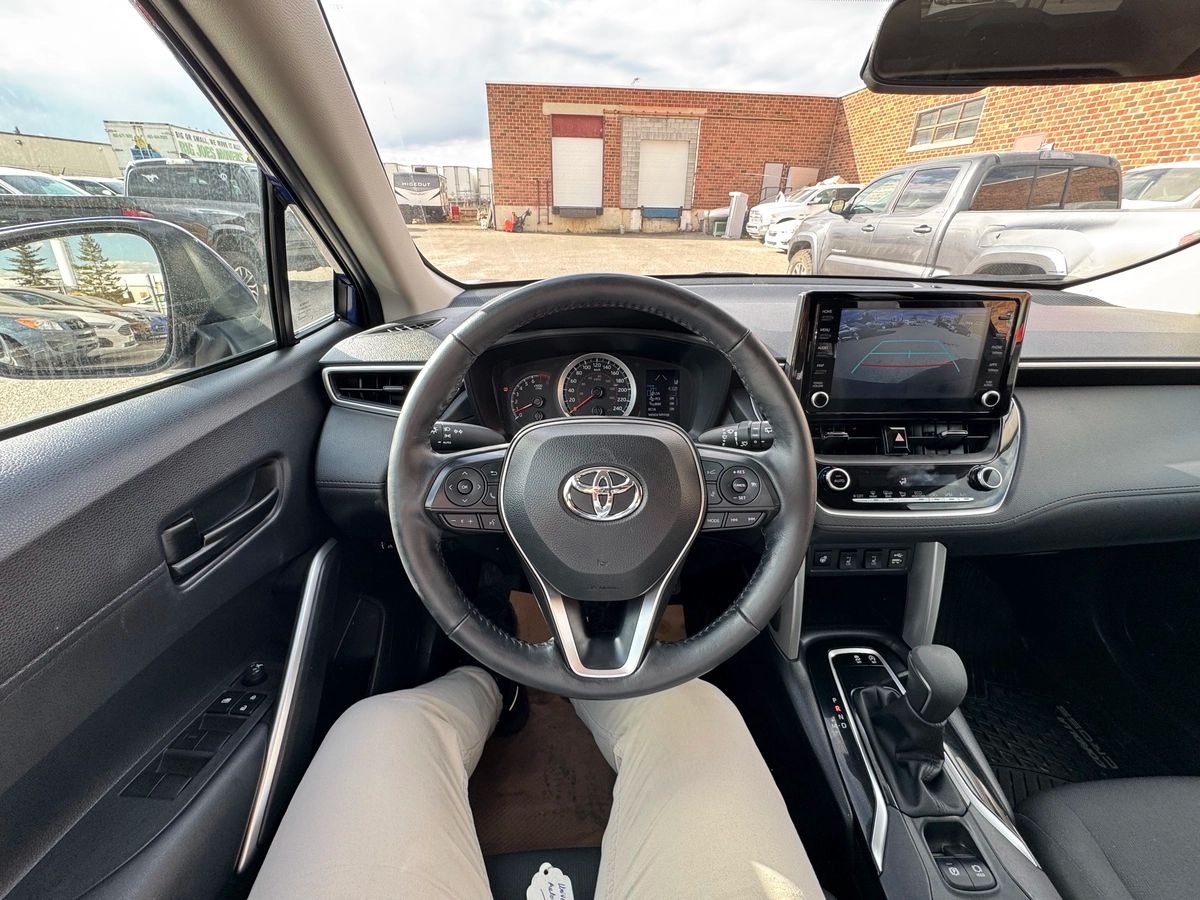 2022 Toyota Corolla Cross - Image 29