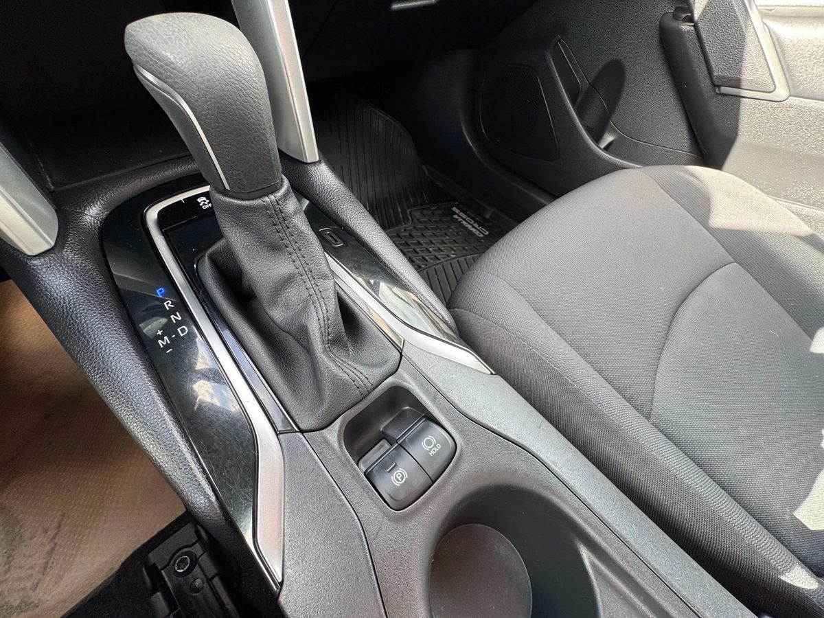 2022 Toyota Corolla Cross - Image 26