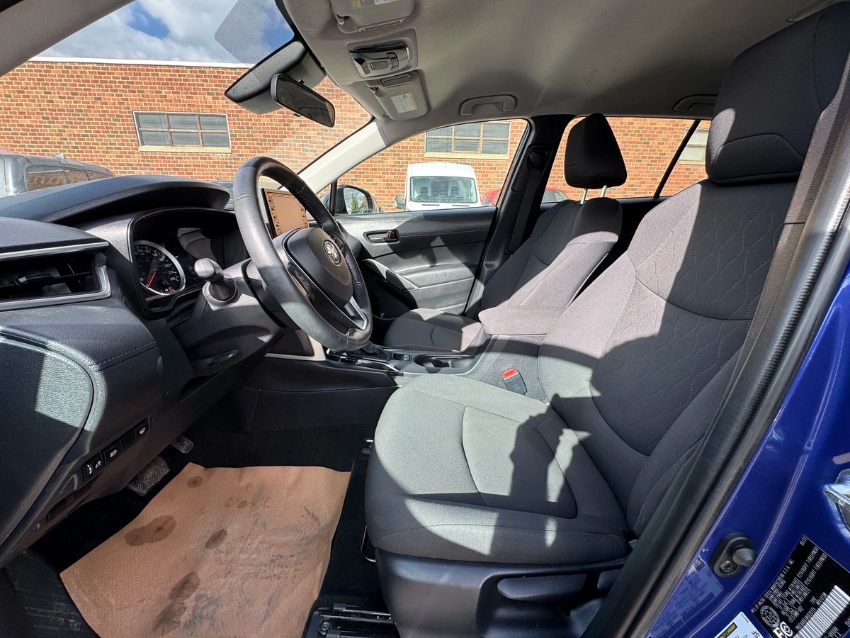 2022 Toyota Corolla Cross - Image 10