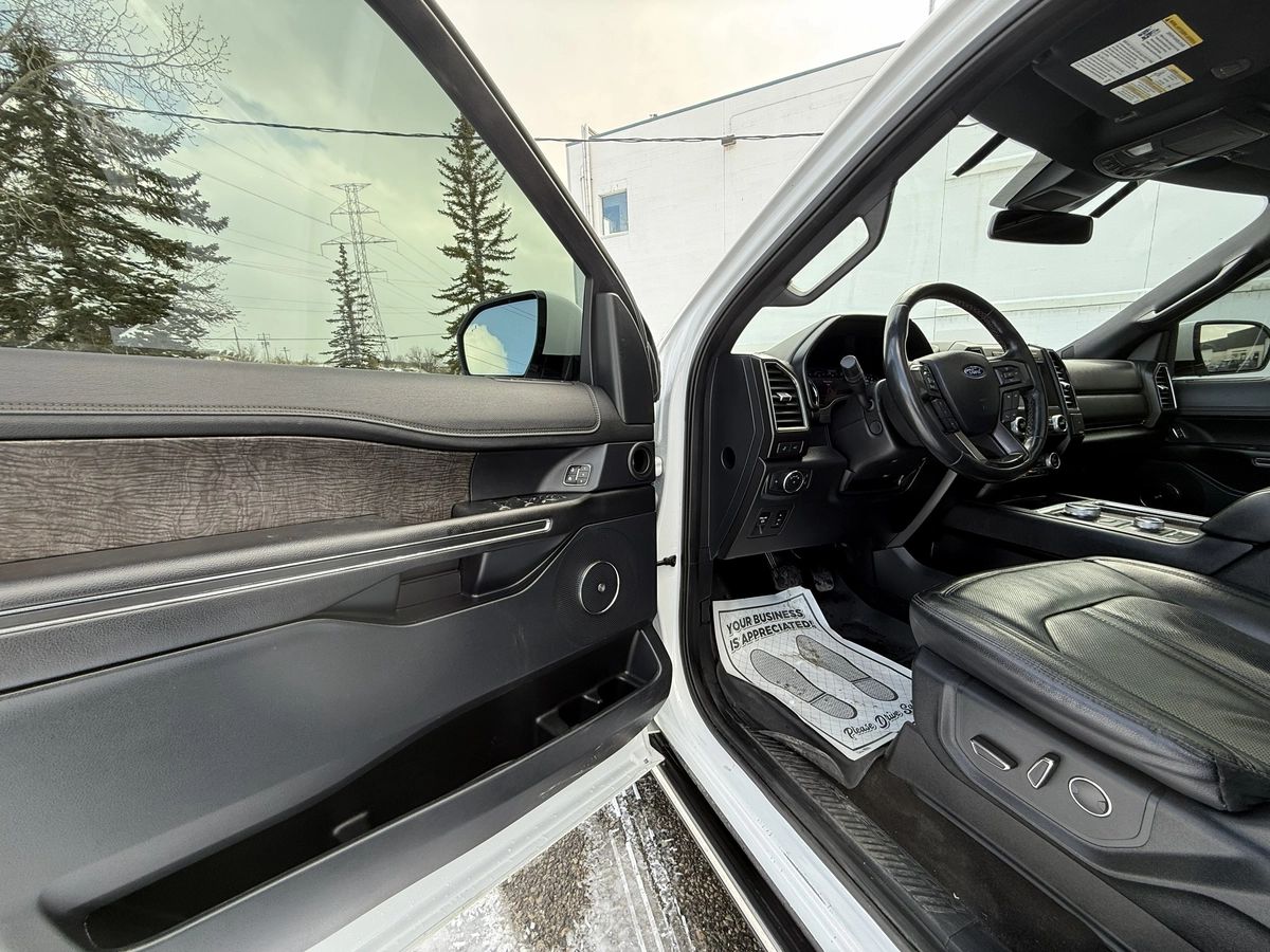 2021 Ford Expedition MAX - Image 12