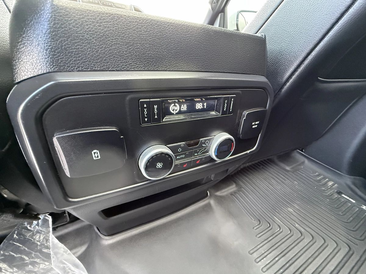 2021 Ford Expedition MAX - Image 19