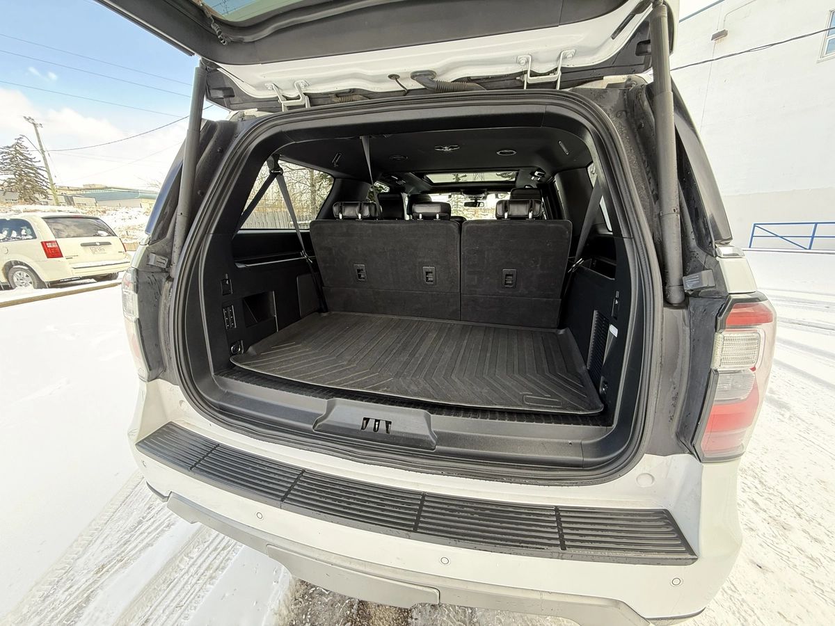 2021 Ford Expedition MAX - Image 10