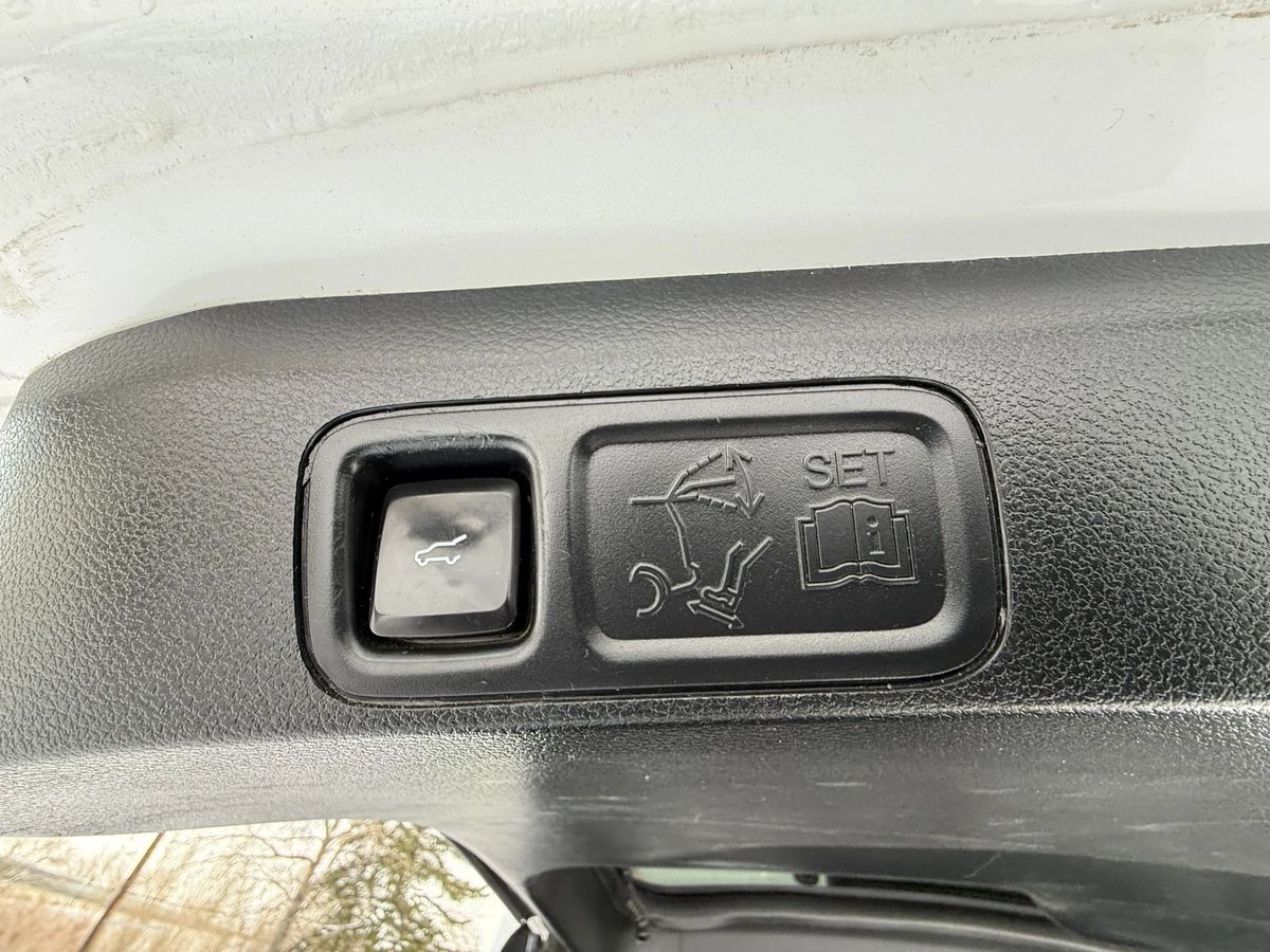 2021 Ford Expedition MAX - Image 11