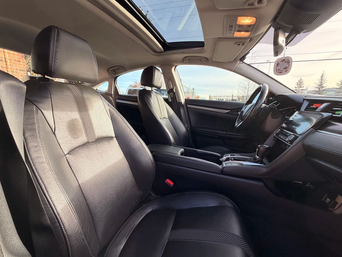 2019 Honda Civic Sedan - Image 13