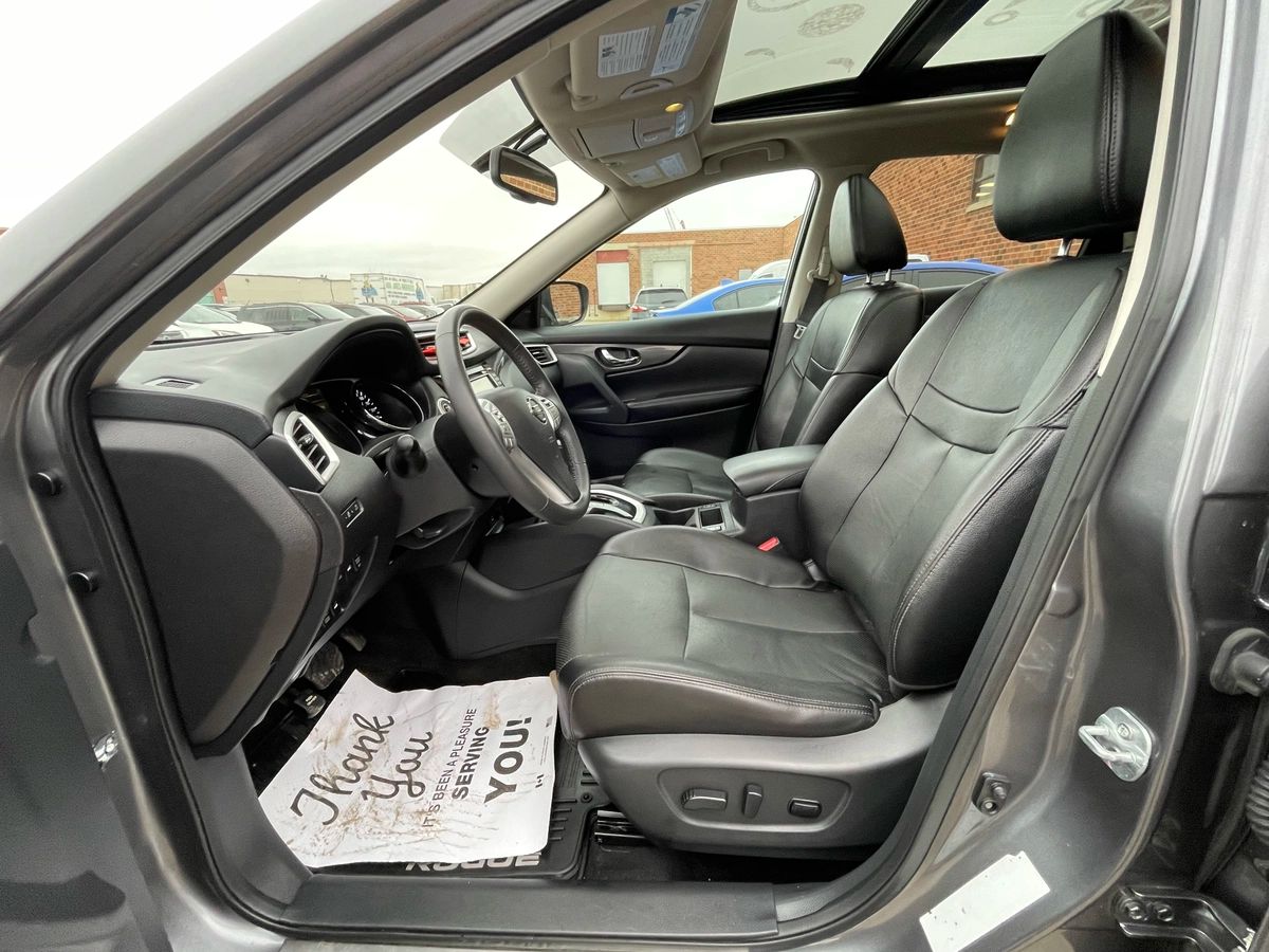 2016 Nissan Rogue - Image 12