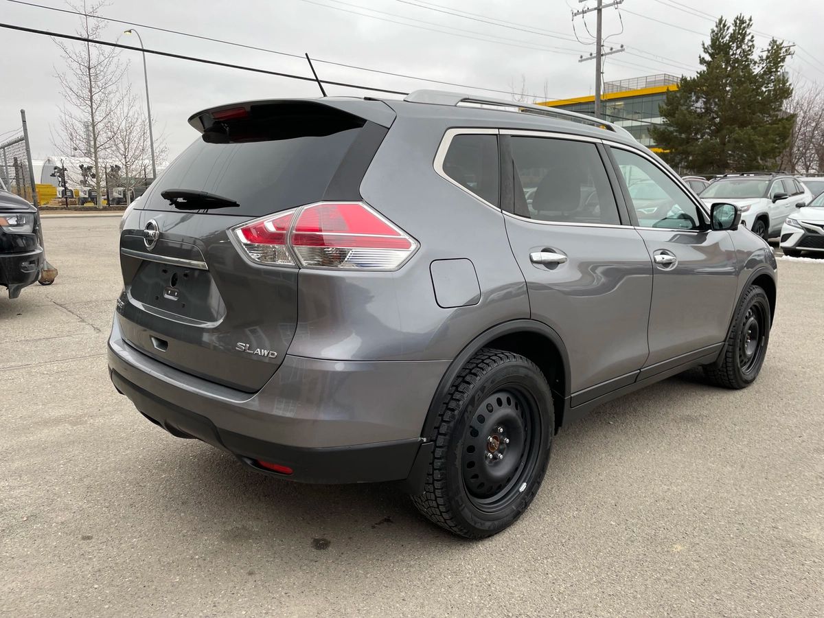 2016 Nissan Rogue - Image 5