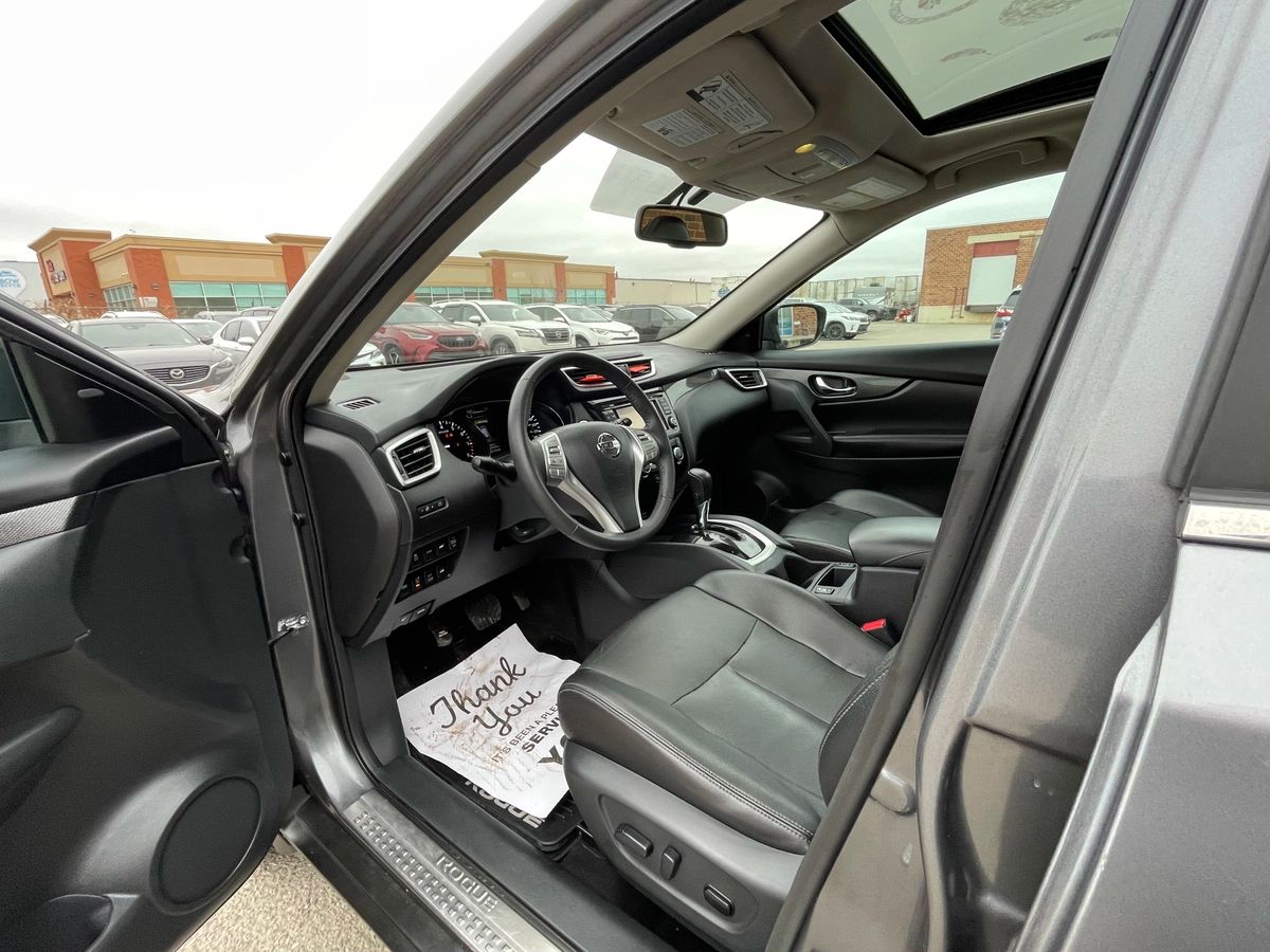 2016 Nissan Rogue - Image 11