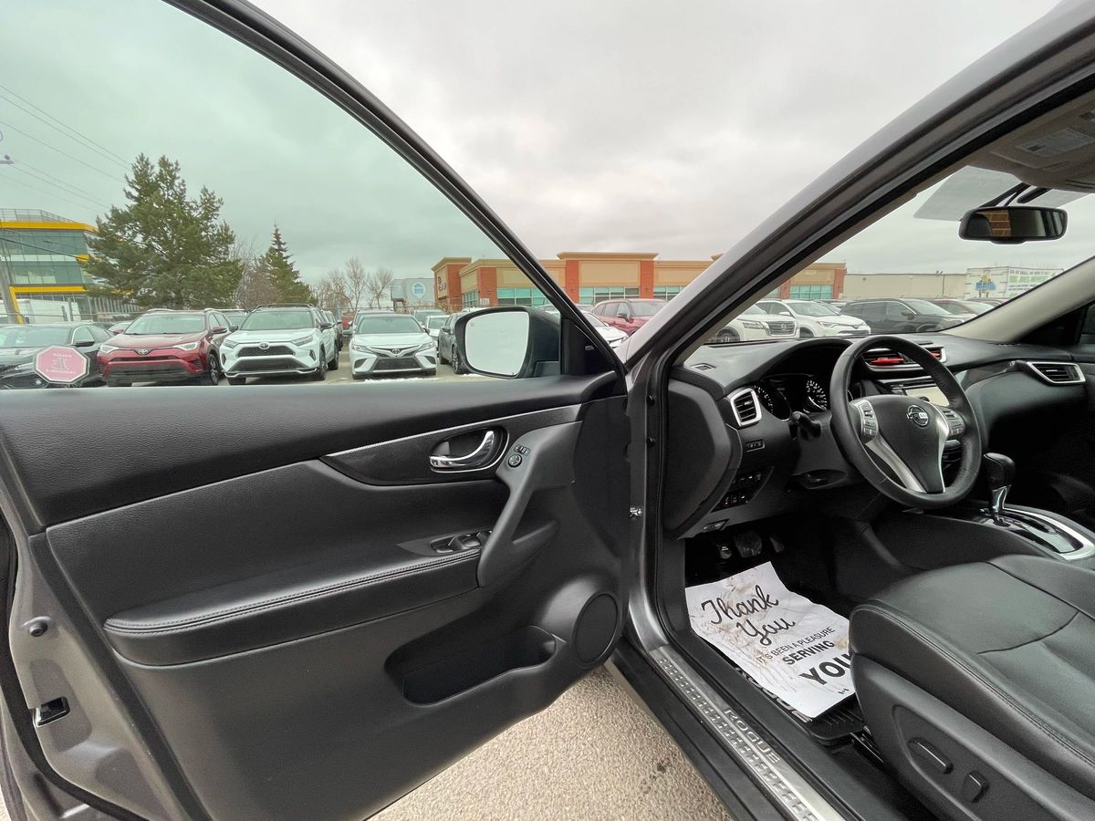 2016 Nissan Rogue - Image 14