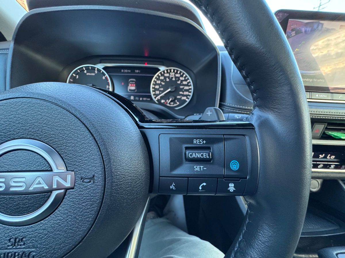 2023 Nissan Rogue - Image 12