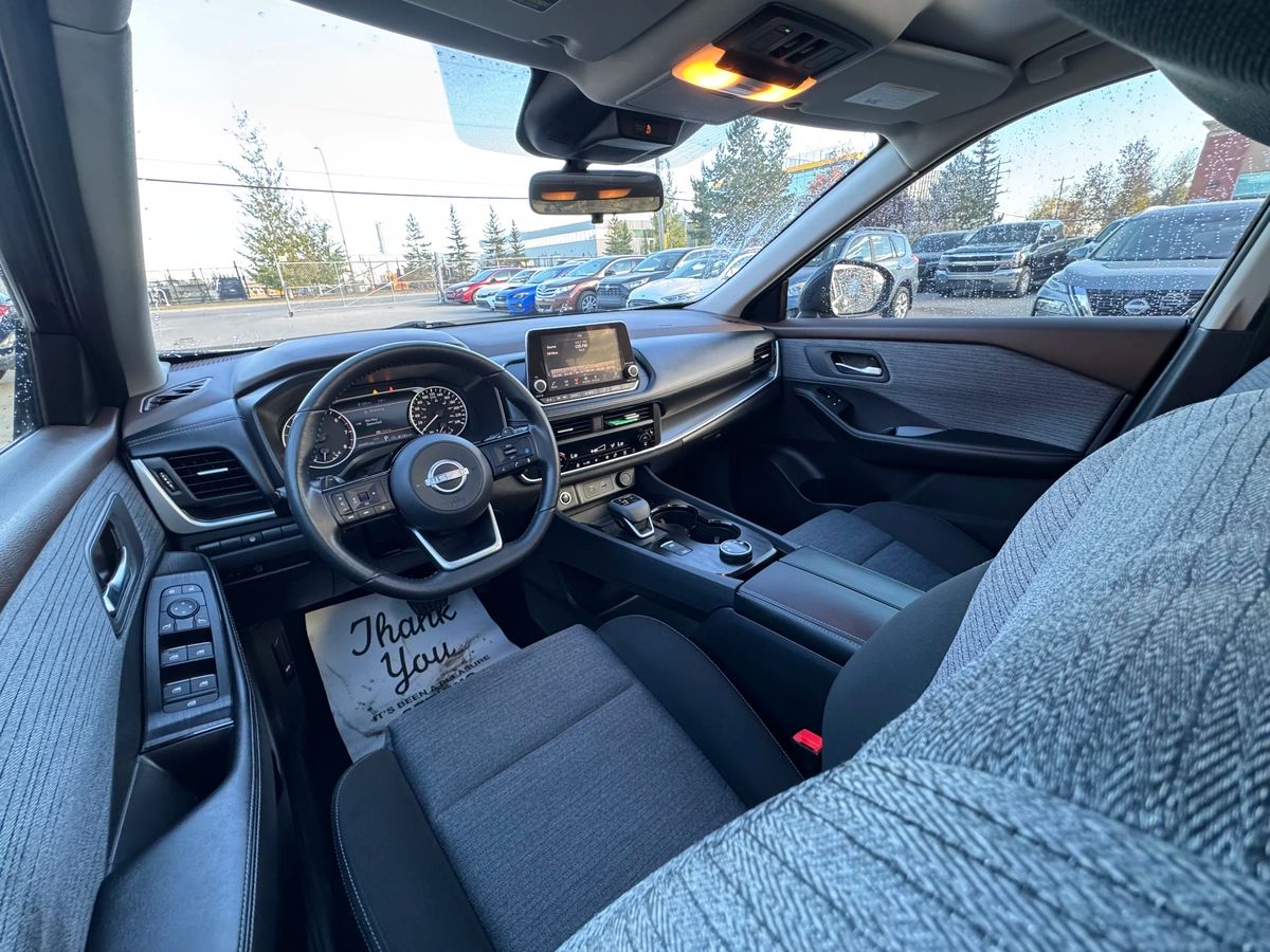 2023 Nissan Rogue - Image 22