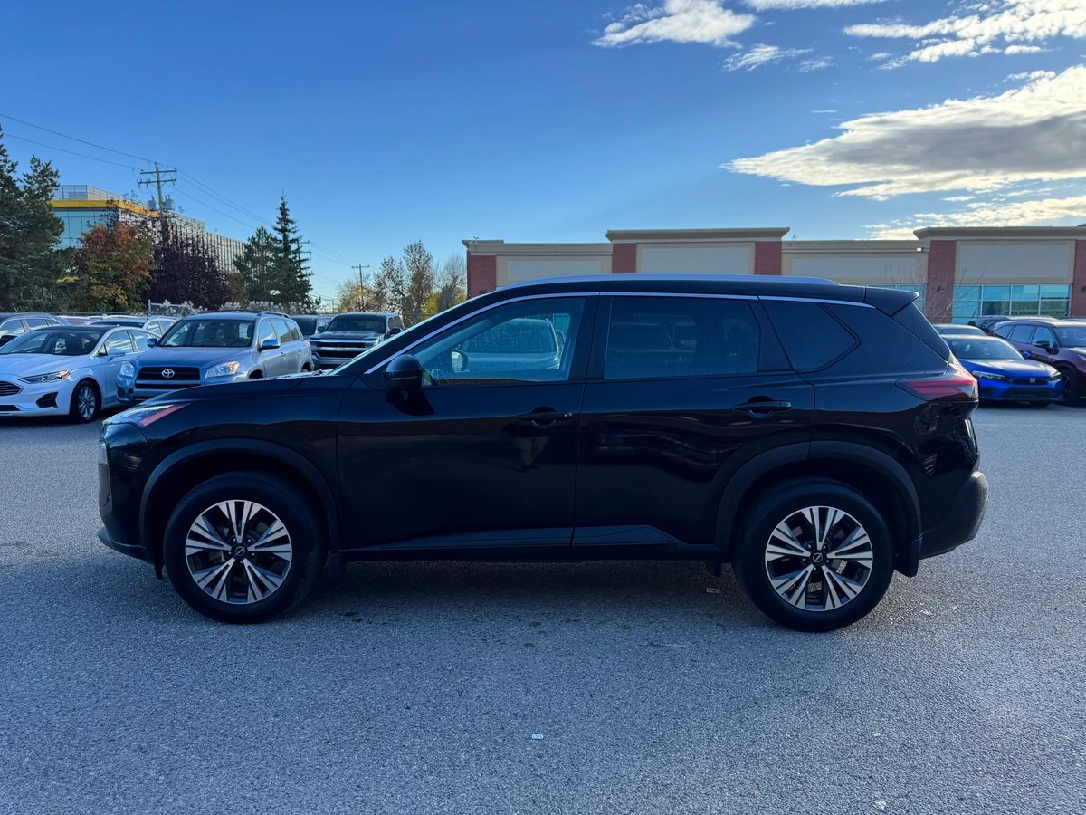 2023 Nissan Rogue - Image 8