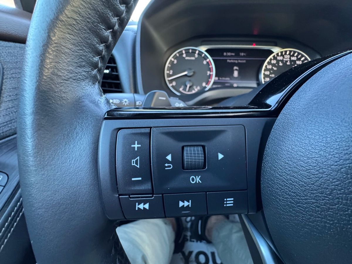 2023 Nissan Rogue - Image 13