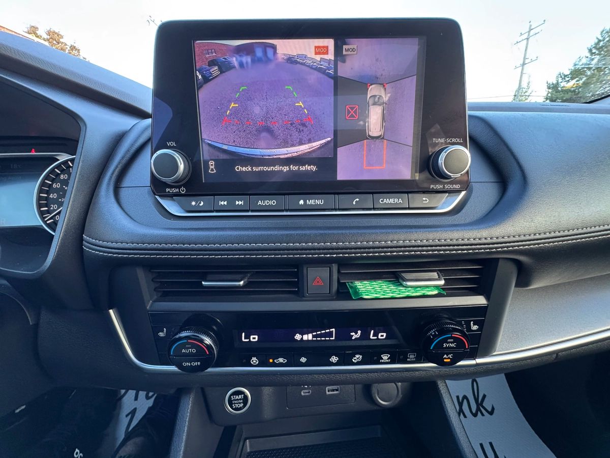 2023 Nissan Rogue - Image 10