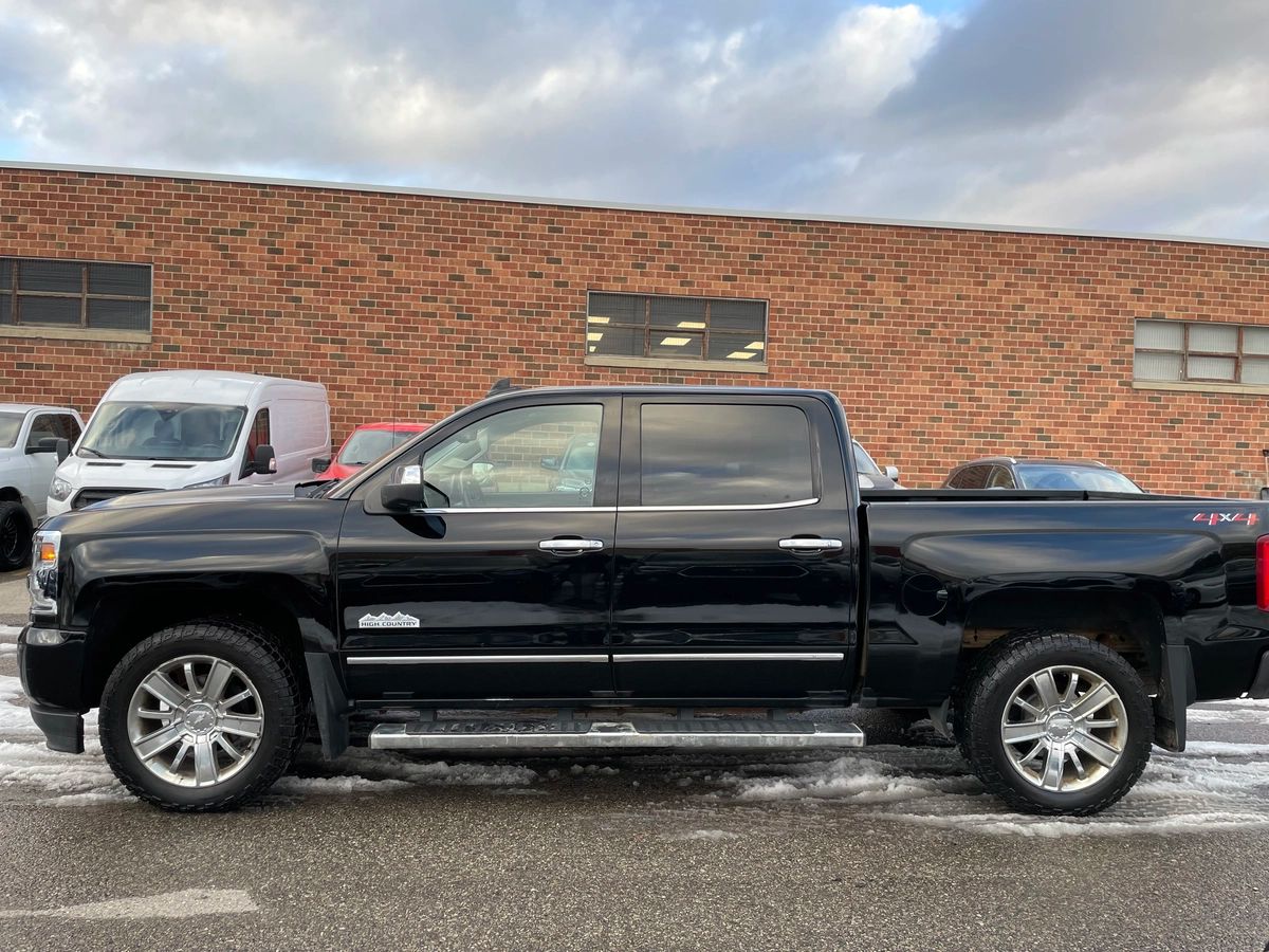 2018 Chevrolet Silverado 1500 - Image 8