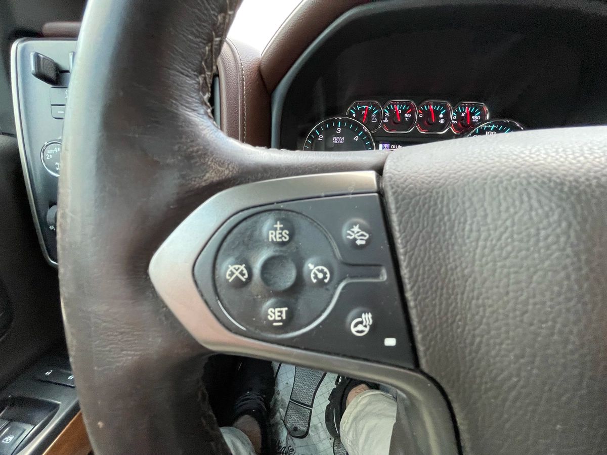 2018 Chevrolet Silverado 1500 - Image 31