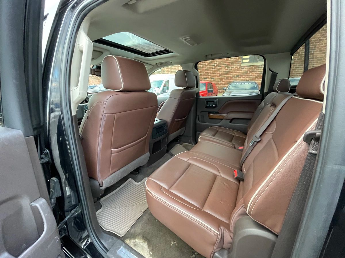 2018 Chevrolet Silverado 1500 - Image 16