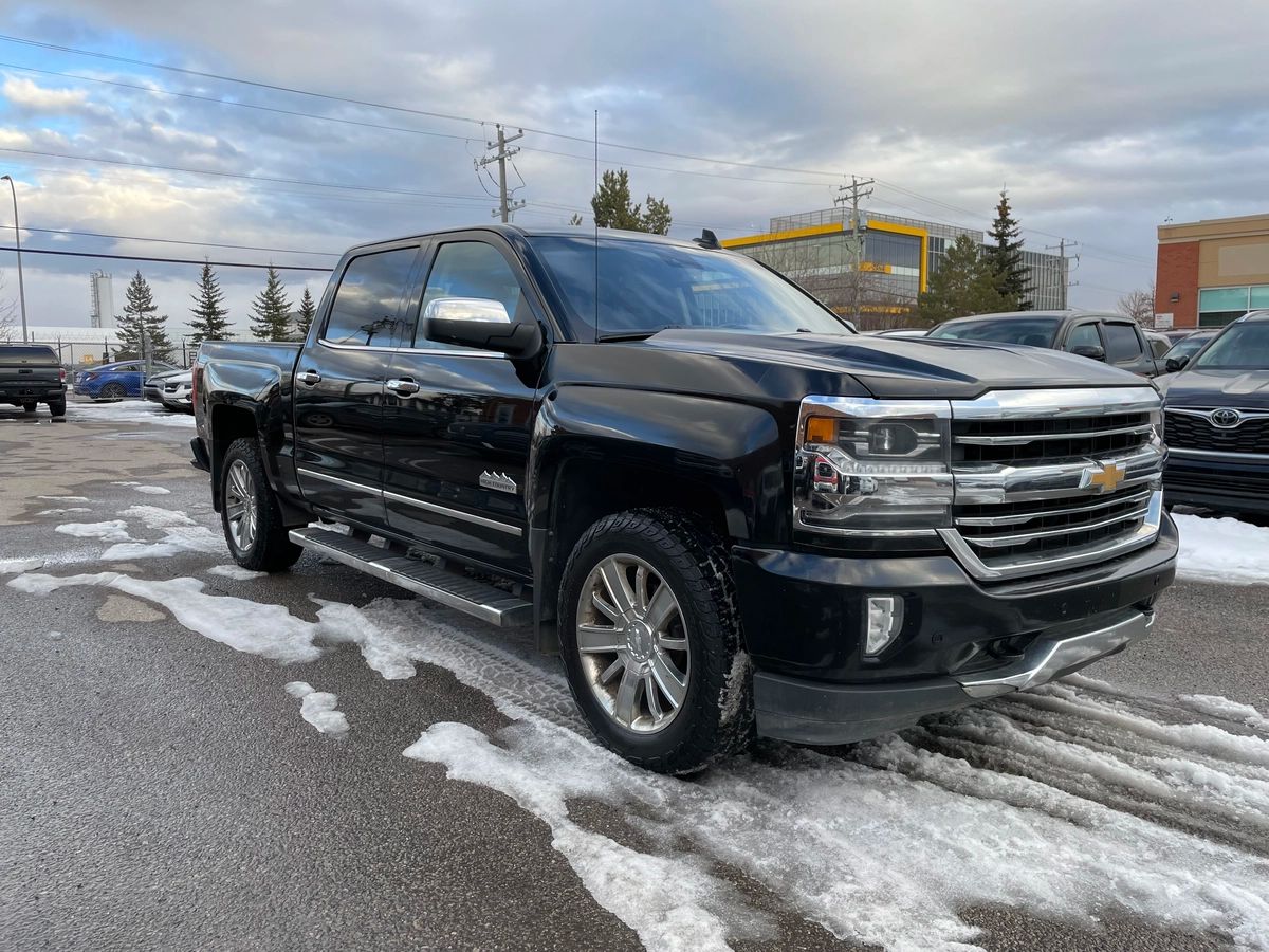 2018 Chevrolet Silverado 1500 - Image 3