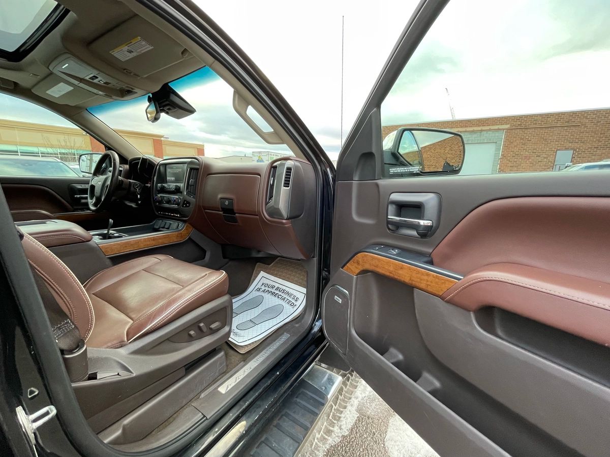 2018 Chevrolet Silverado 1500 - Image 22