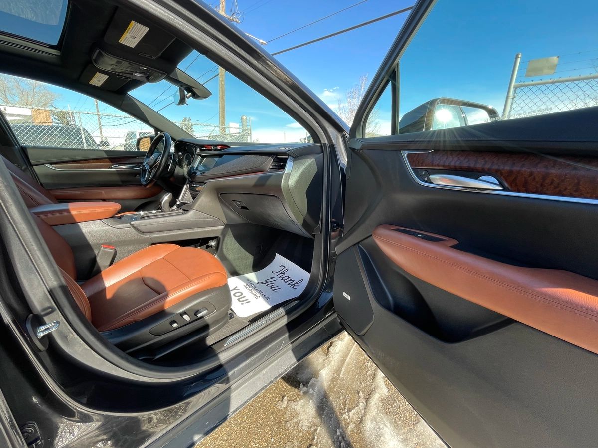 2020 Cadillac XT5 - Image 21