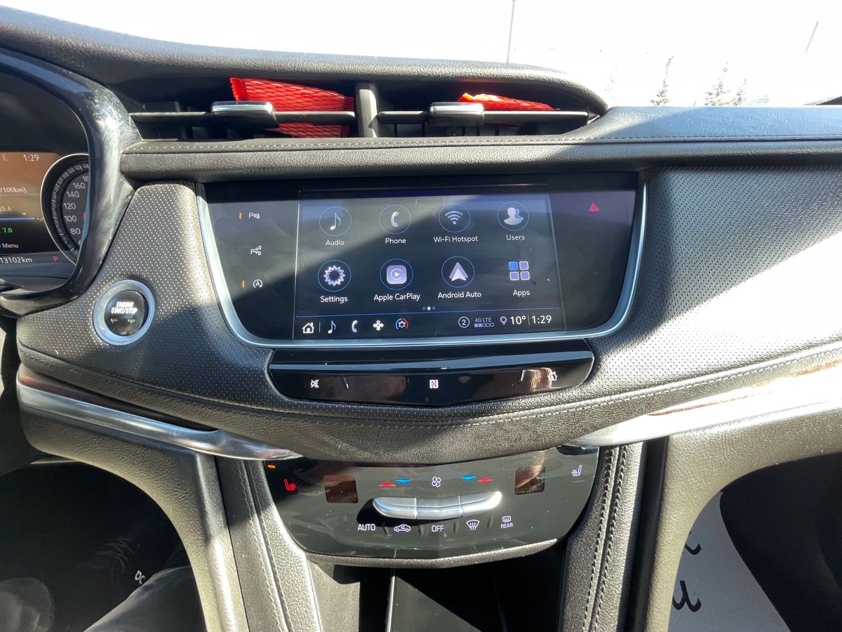 2020 Cadillac XT5 - Image 25