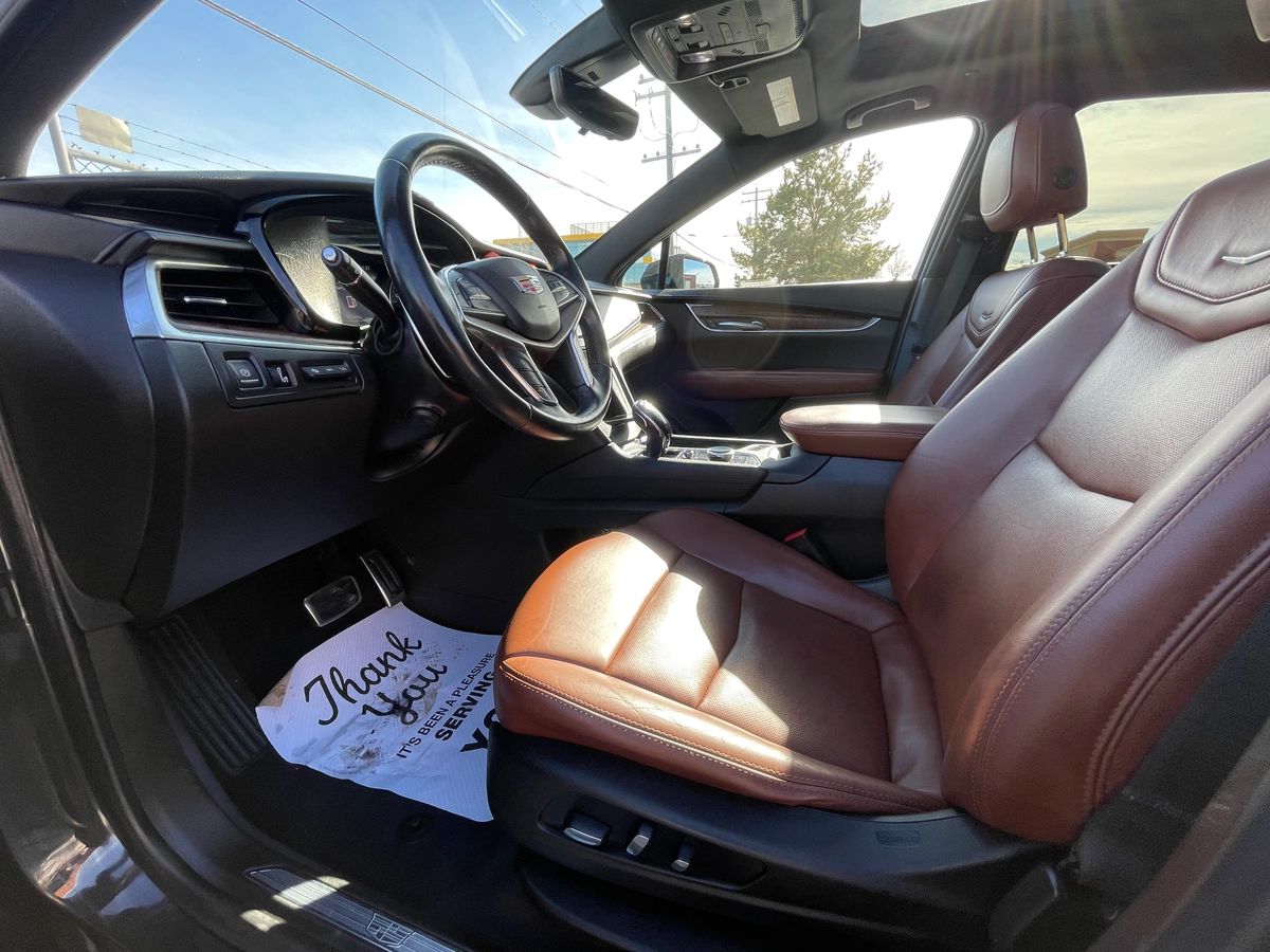 2020 Cadillac XT5 - Image 10