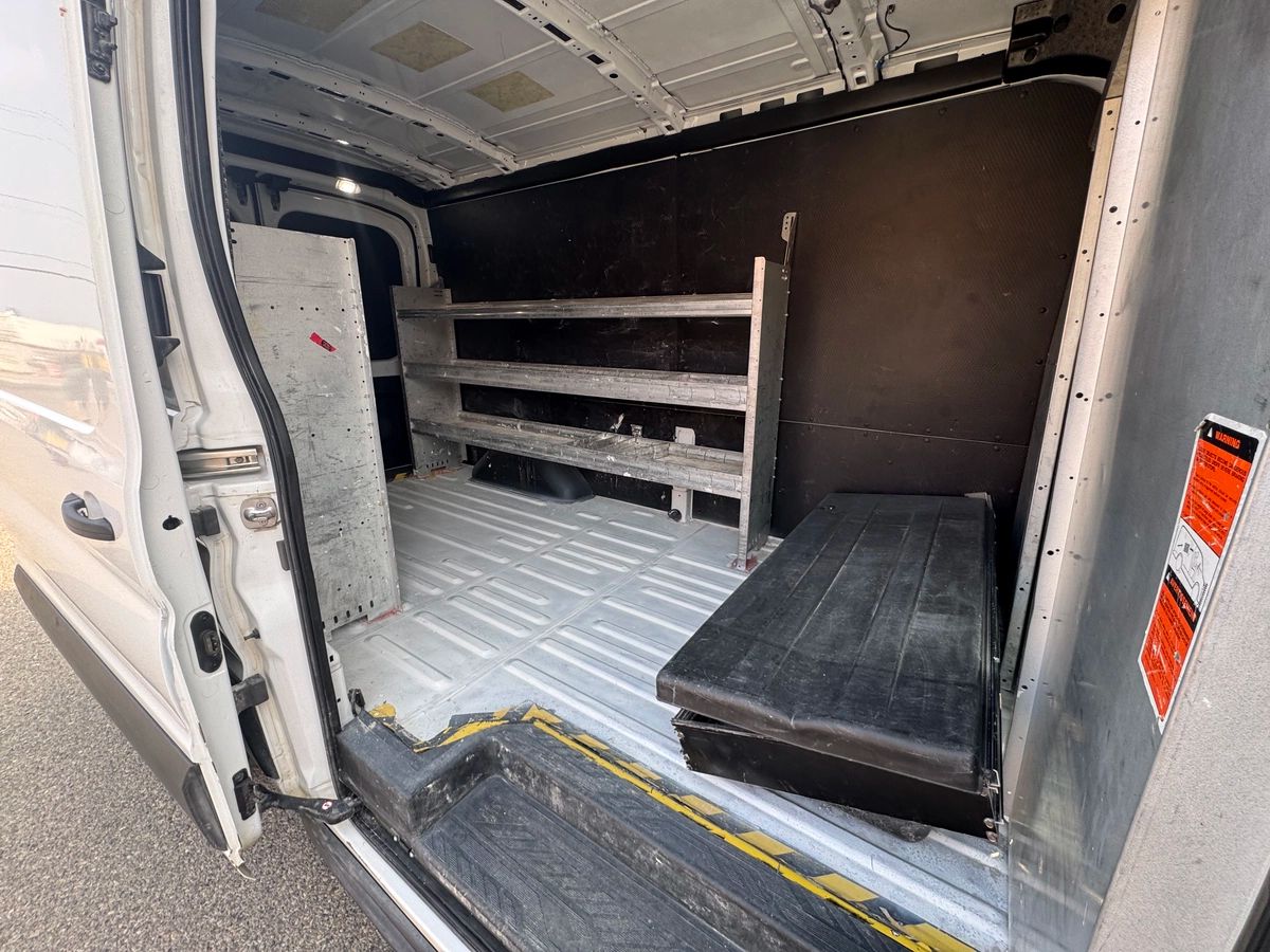 2020 Ford Transit Van - Image 18