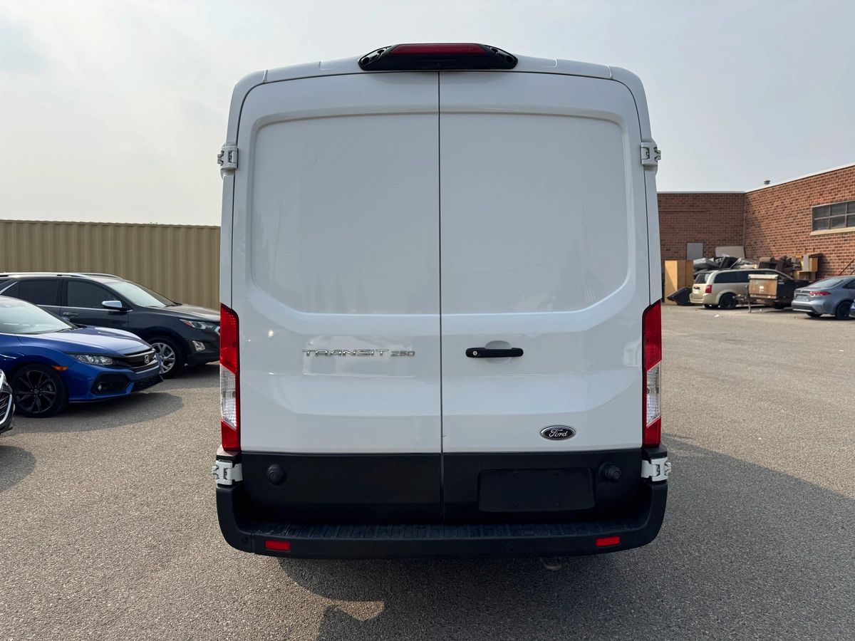 2020 Ford Transit Van - Image 6
