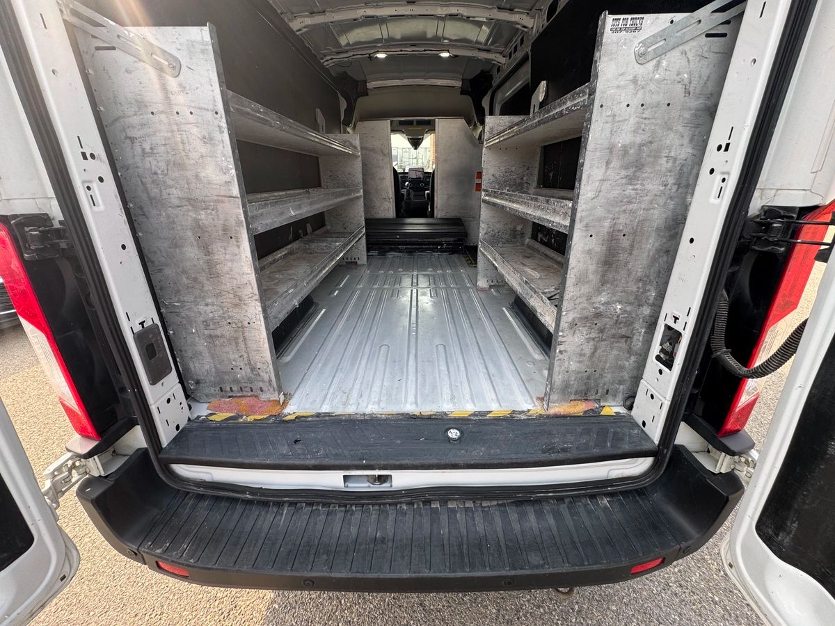 2020 Ford Transit Van - Image 17