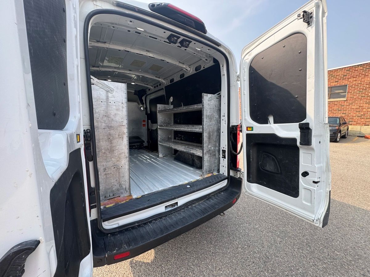 2020 Ford Transit Van - Image 15
