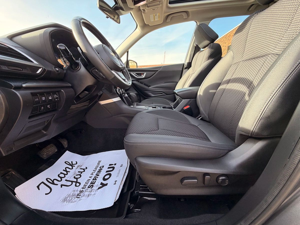 2023 Subaru Forester - Image 12