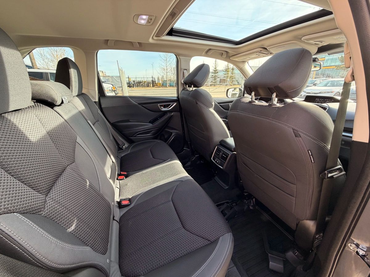 2023 Subaru Forester - Image 20