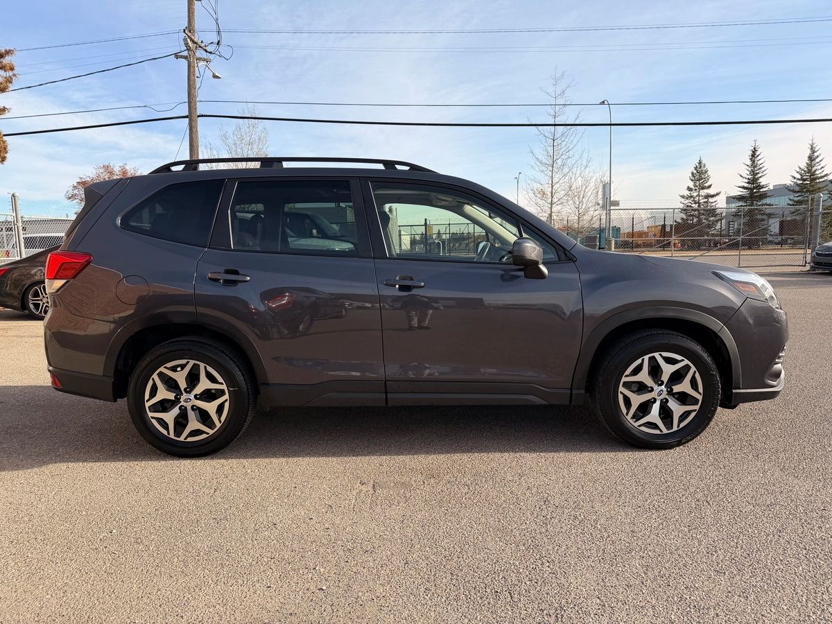 2023 Subaru Forester - Image 4