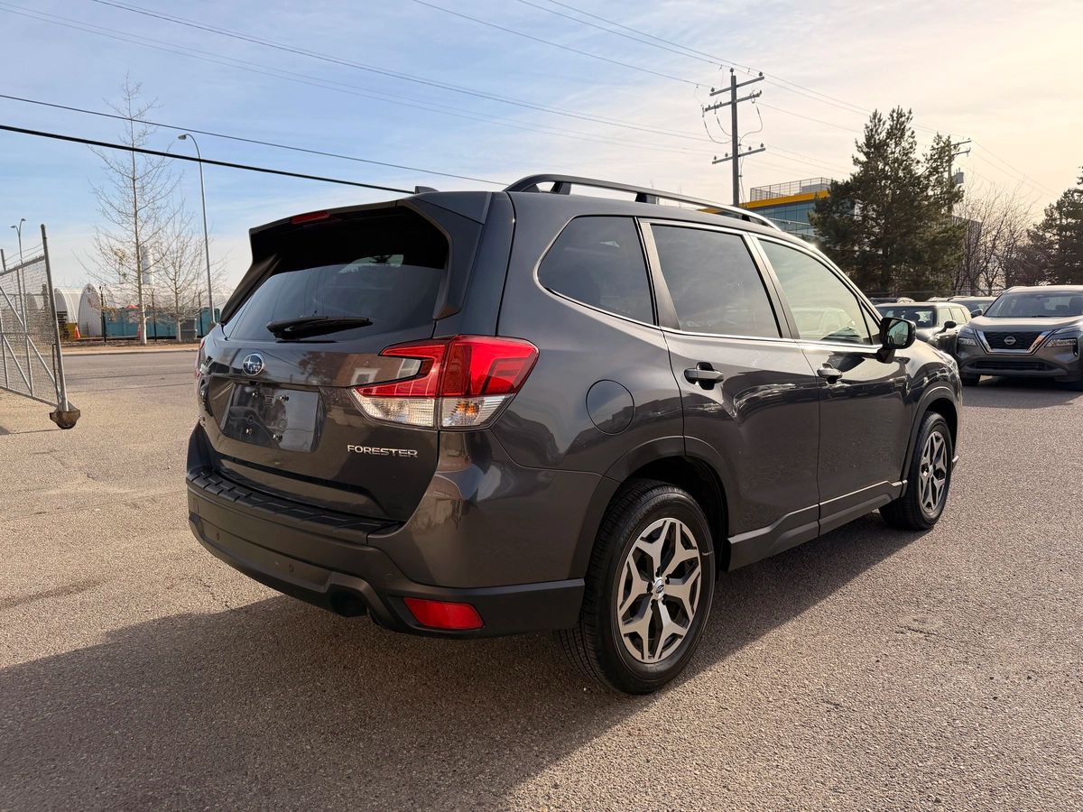 2023 Subaru Forester - Image 5