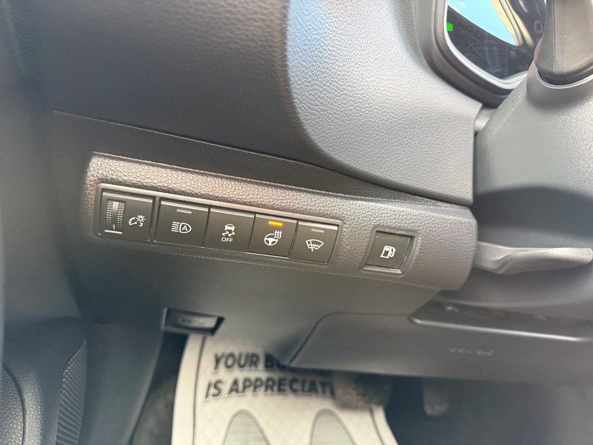 2024 Toyota Corolla Hybrid - Image 27