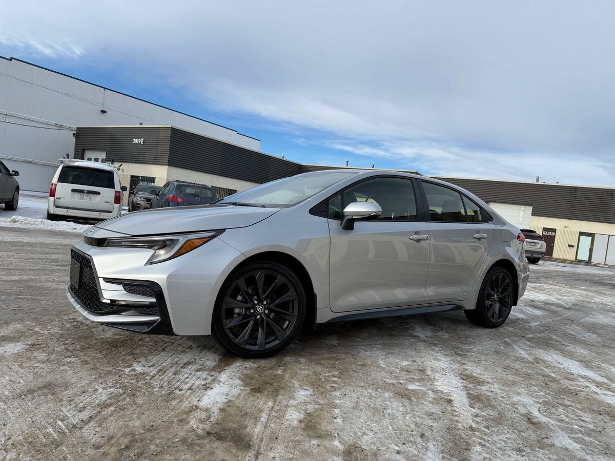 2024 Toyota Corolla Hybrid - Image 11