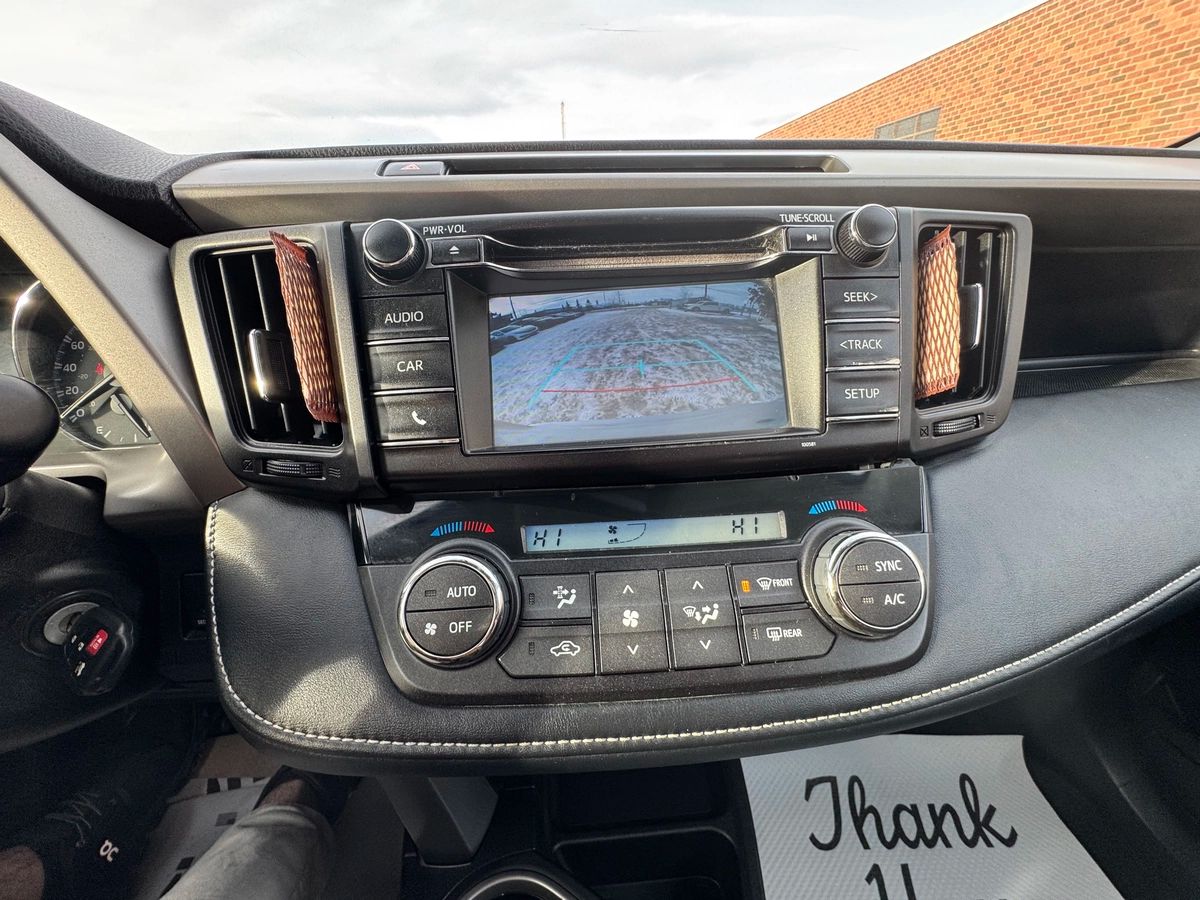 2016 Toyota RAV4 - Image 30