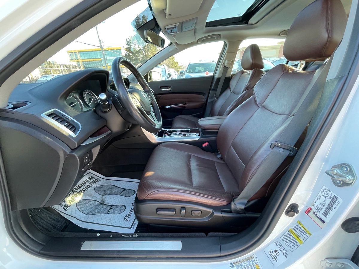 2015 Acura TLX - Image 12