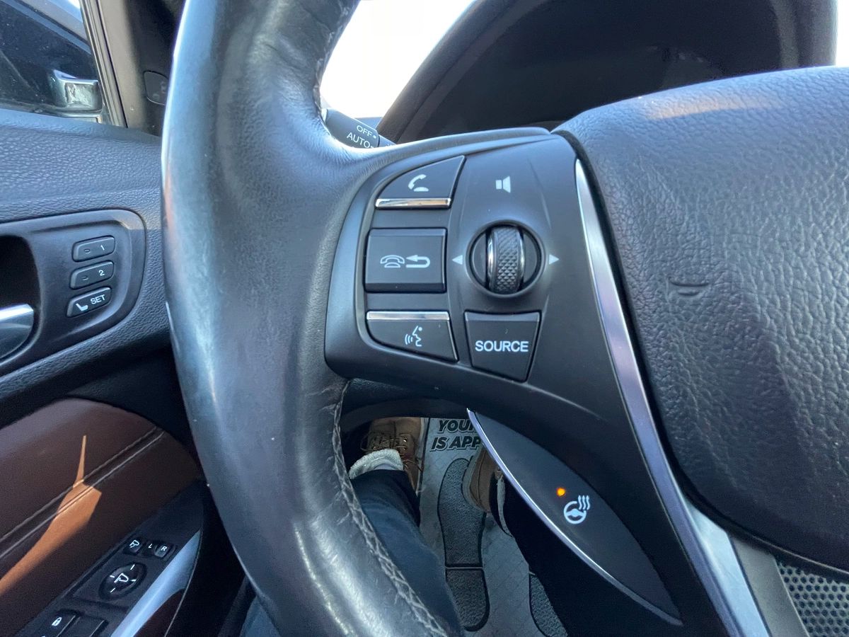 2015 Acura TLX - Image 28